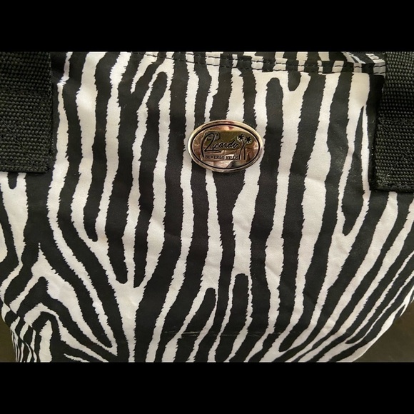 Ricardo Beverly Hills • Convertible Shopper Zebra - Picture 5 of 13